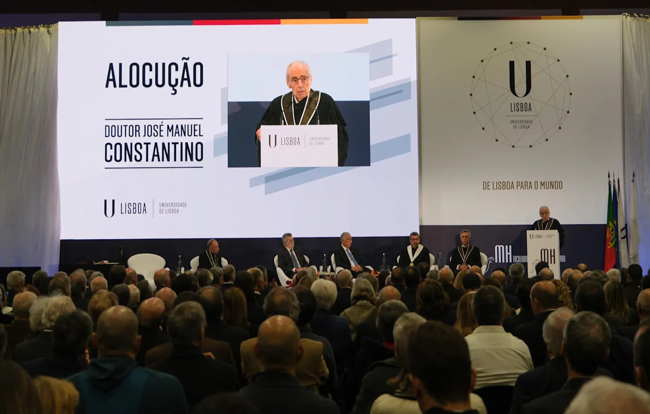 The President of the Portuguese National Olympic Committee, José Manuel Constantino, was awarded the title of Honorary Doctor